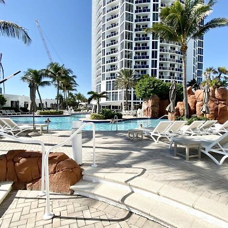 Trump International Resort By Zen Vacation Rentals Miami Beach Eksteriør billede